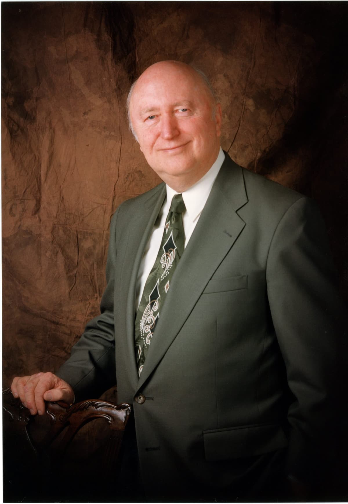 Photo of President Emeritus Curtis Martin