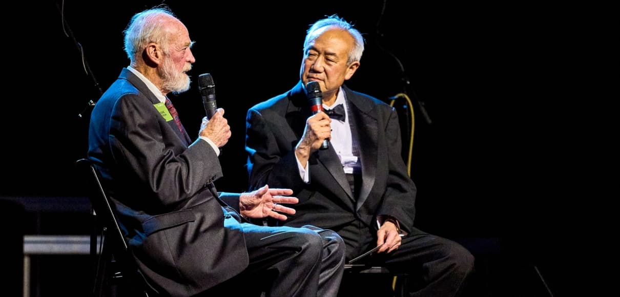 Love in a world at war: Eugene Peterson on writing <i>The Message</i>