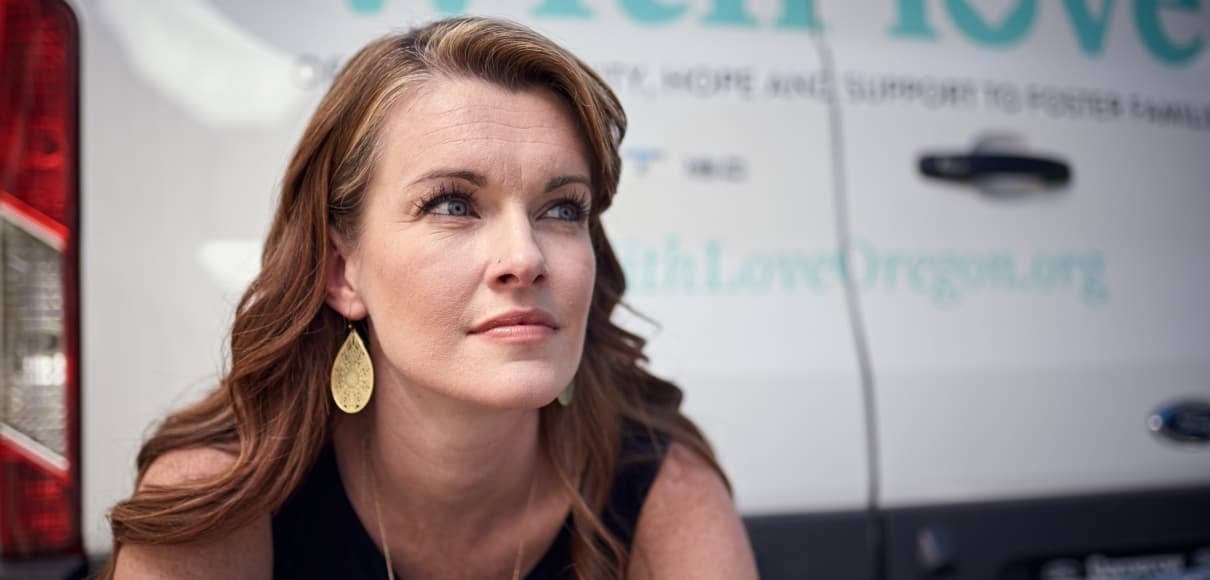 Allie Griffith Roth wins Medallion Award for her work supporting foster families