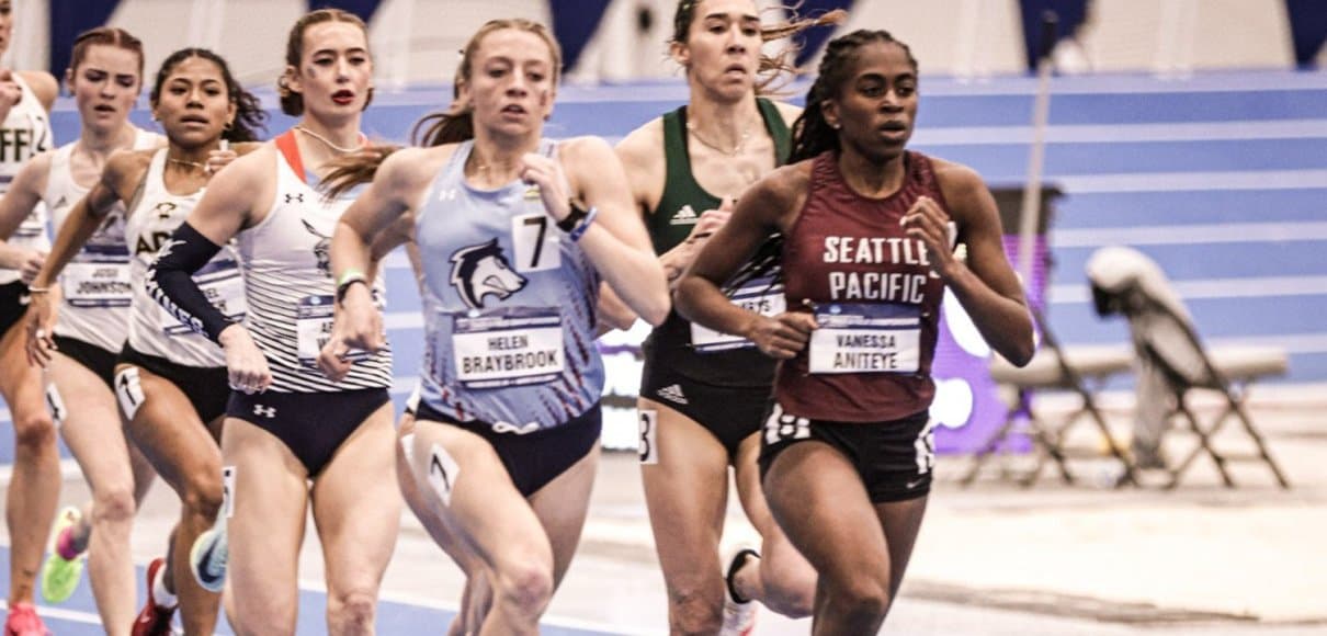 Vanessa Aniteye leads on the track