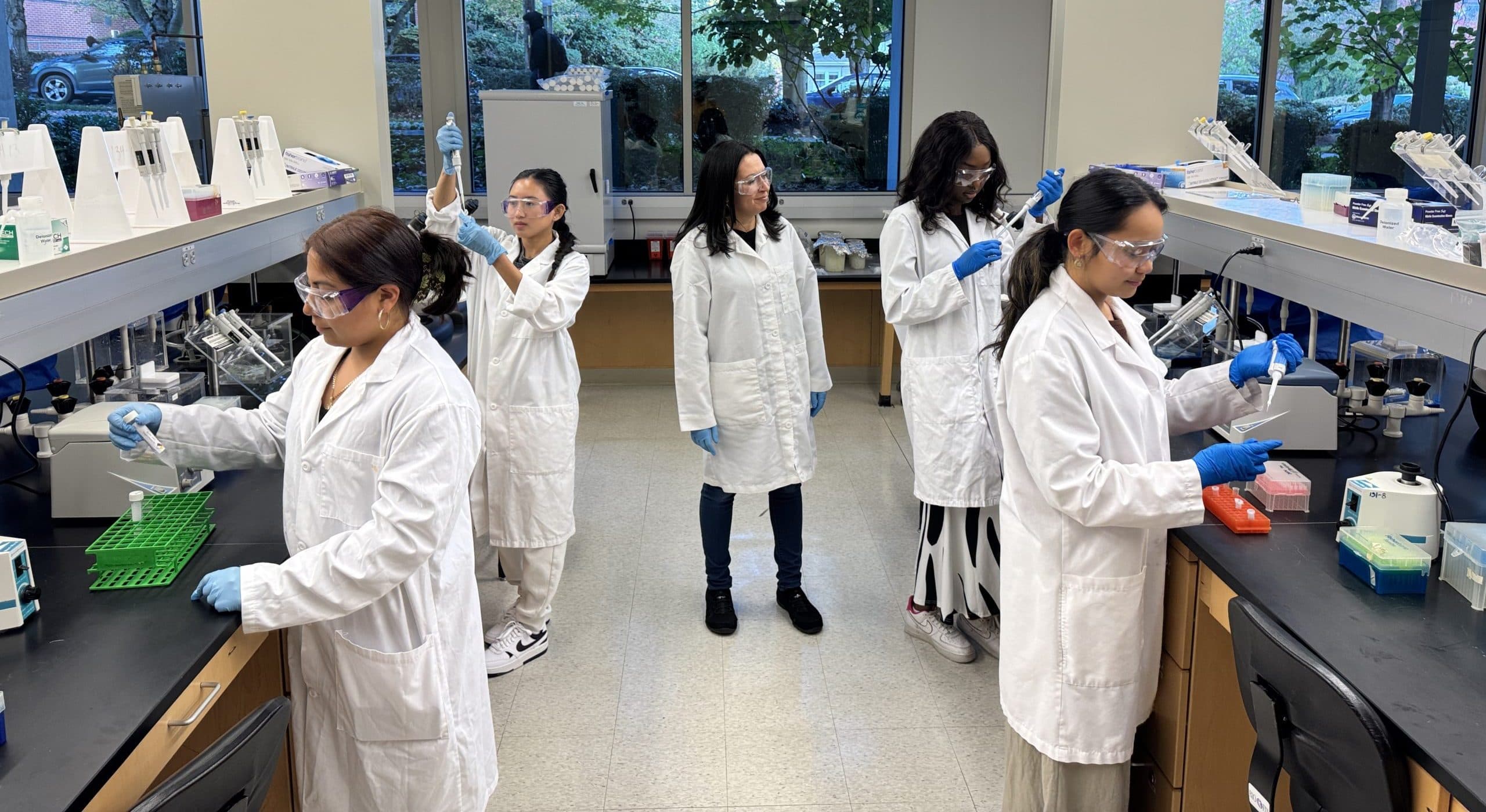 Students benefit from “fishy” research